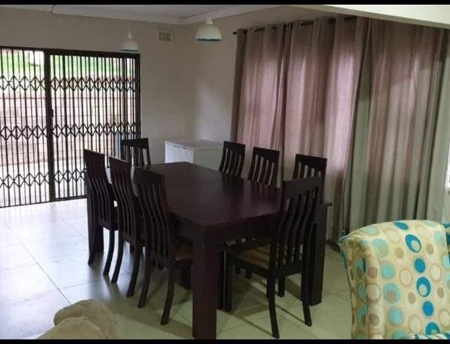 4 BEDROOM HOUSE FOR SALE IN WOODLANDS